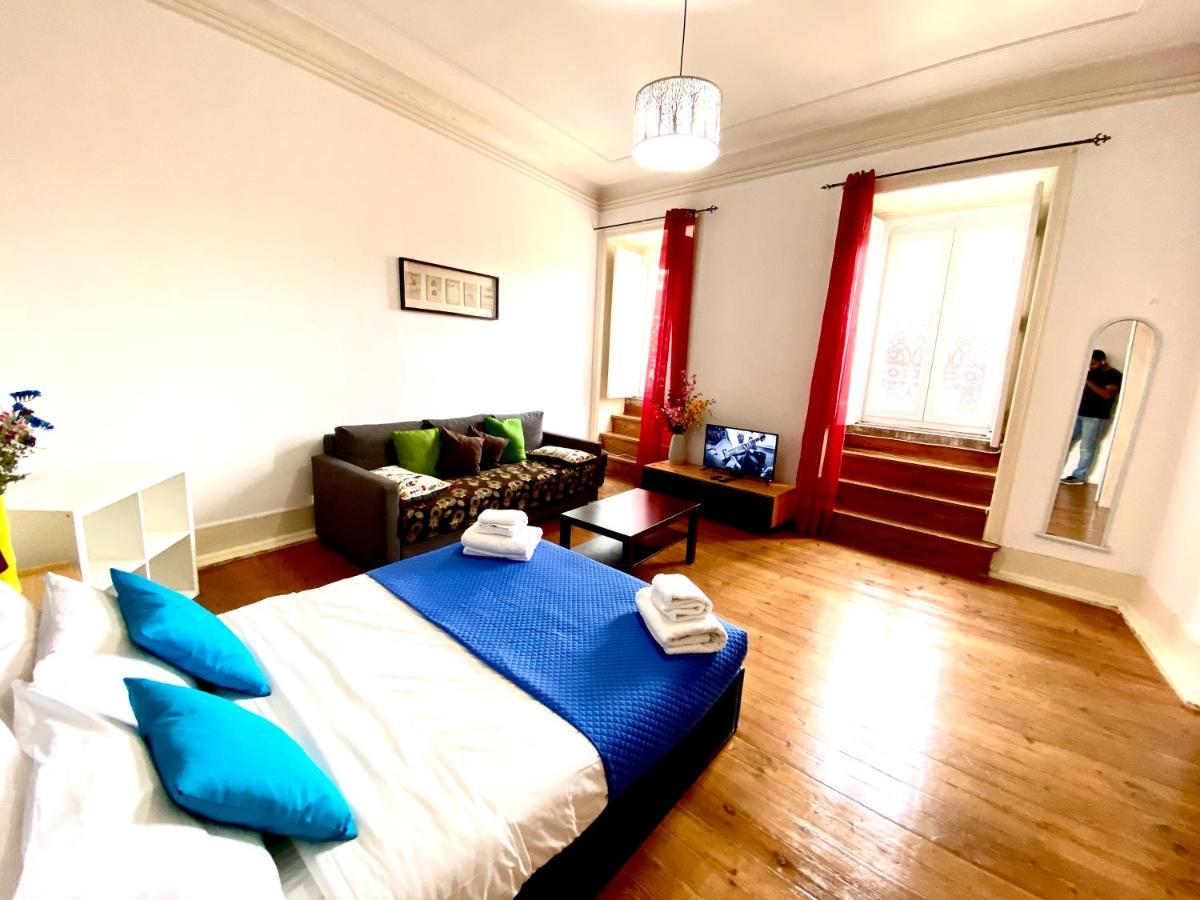 Classic Chiado 1 - Central Guest House Room With Shared Bathroom Lisboa Eksteriør billede