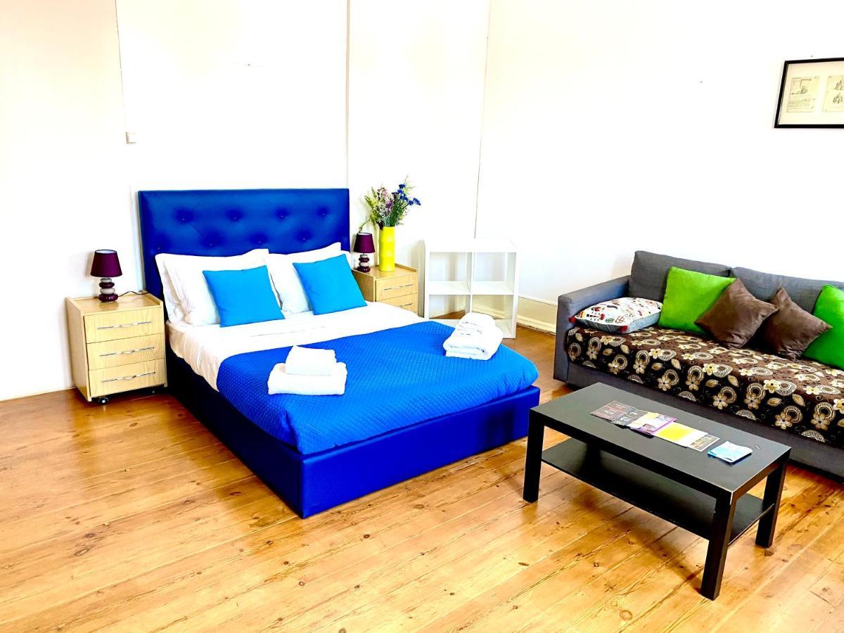 Classic Chiado 1 - Central Guest House Room With Shared Bathroom Lisboa Eksteriør billede