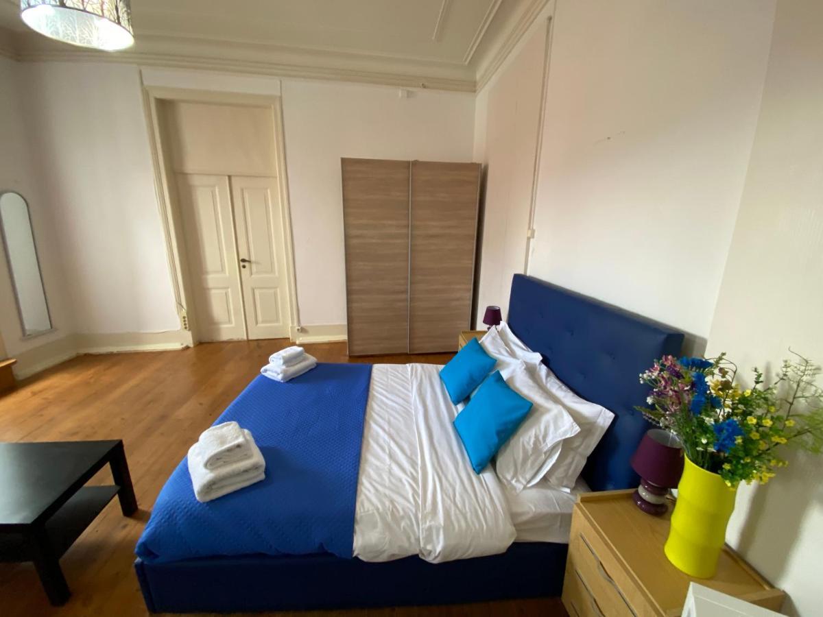Classic Chiado 1 - Central Guest House Room With Shared Bathroom Lisboa Eksteriør billede